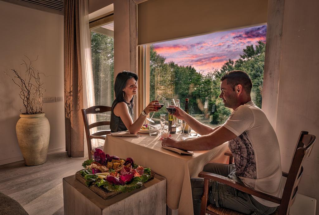 Agriturismo Valle Del Marta 塔尔奎尼亚 外观 照片